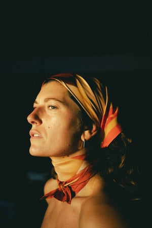 Pañuelo fruta mordida. 