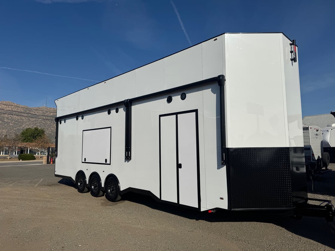 Image of 30'x106''x13.5' Stacker trailer