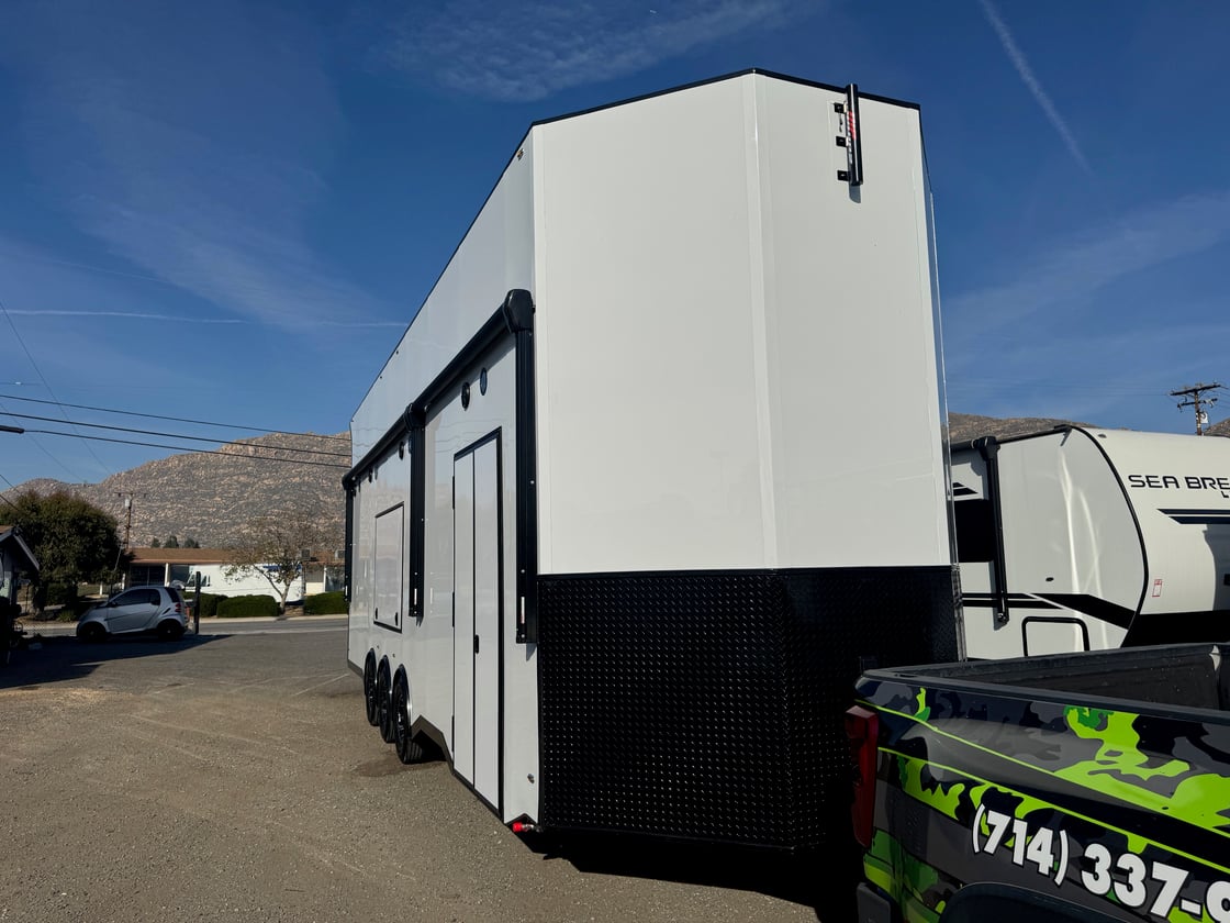 Image of 30'x106''x13.5' Stacker trailer