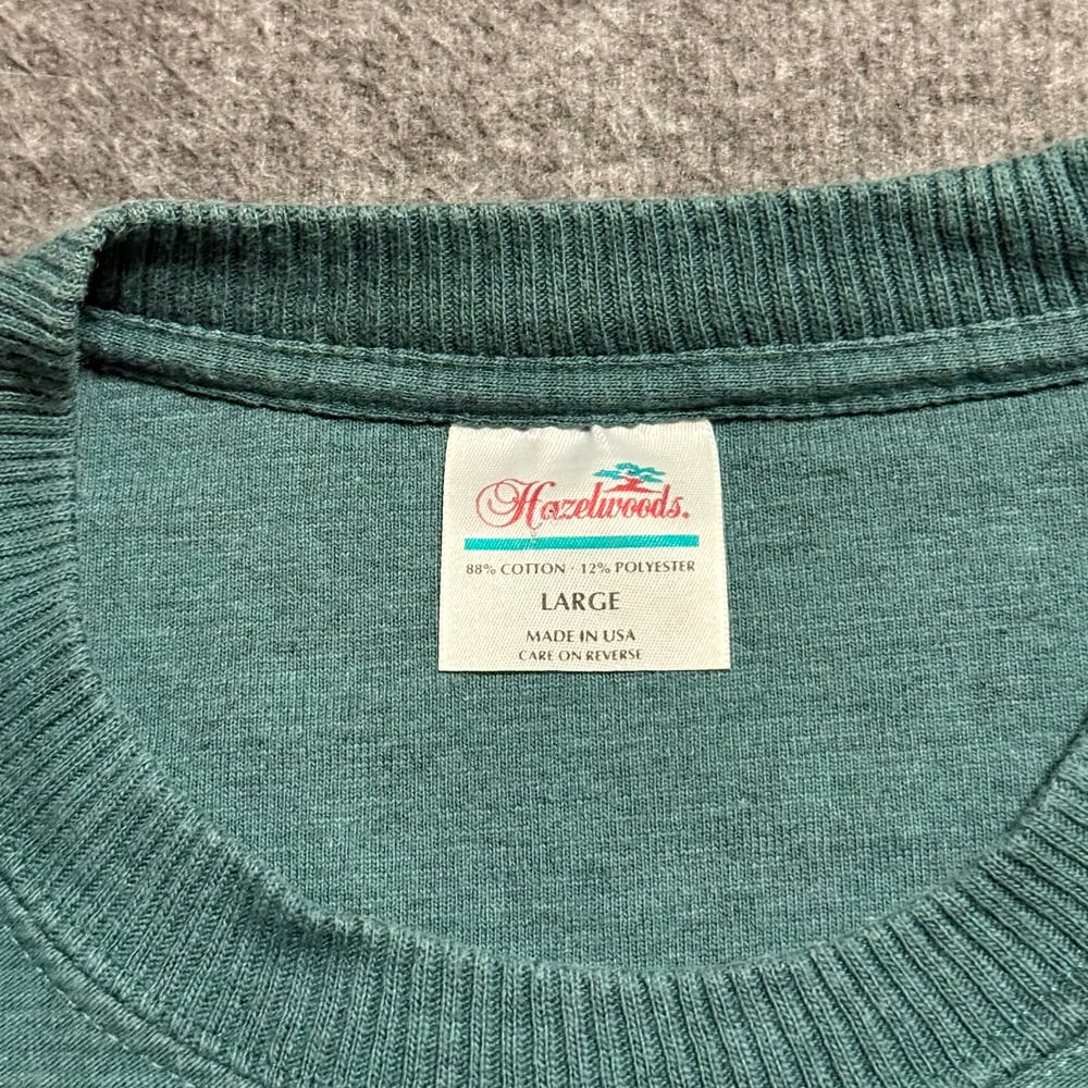 Image of 1990s Wolf Mountain Animal Nature Graphic Tee