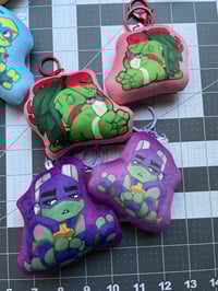 Image 2 of 8cm (2in-3in) Plush Turtle Keychain