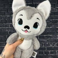 Image 2 of HUGGIE- Nanook