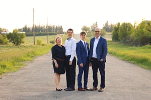 Image of June Grad Mini Sessions Dirt Road
