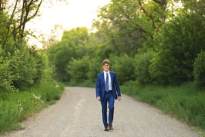 Image of June Grad Mini Sessions Dirt Road
