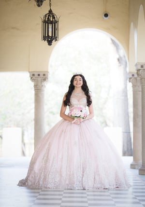 Image of Quinceañera Portrait Session (Includes Gown & Tiera to Keep!)