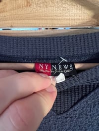 Image 2 of New York news crew neck 439