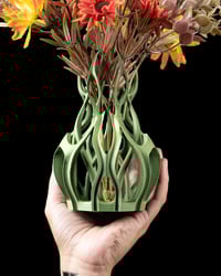 Image 5 of DRAG VASE