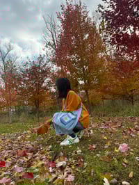 Image 4 of falling leaf tote