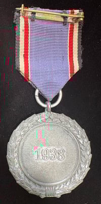 Image 8 of Inter-War (Nazi Germany) 1938 Luftschutz Medal (Air Raid Protection) 2nd Class - Original Issue