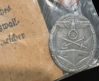 Image 2 of WW2 (Nazi Germany) West Wall Medal w/Original Issue Packet - Authentic Issue