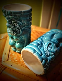Image 2 of Tiki "Ku Mug" bicolore