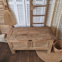 Image 2 of LA MAIE COFFRE DE FERME