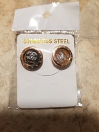 Image 3 of Chanel Earrings 2025
