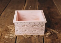 Image 9 of Carvet crate in different colors