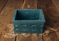 Image 7 of Carvet crate in different colors