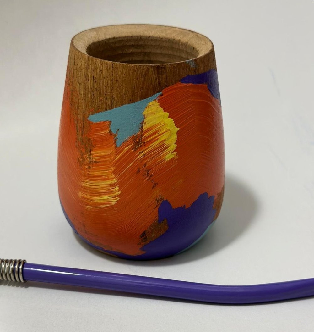 Image of Mate argentino pintado (naranja y violeta)