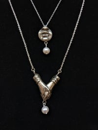 Image 2 of L'Amour II /, collier perle