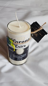 Image 1 of Exclusive hand cut corona candle (fresh linen scent)