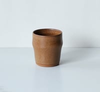 Image 2 of 10 oz cup in Rust