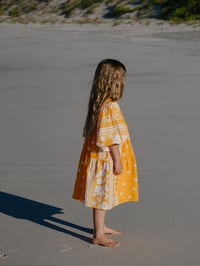 Image 2 of SUNSHINE AND DAISY