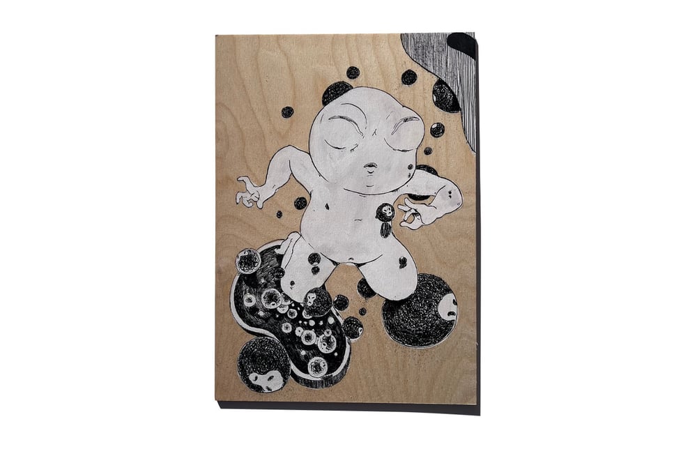 Image of Baby Alienhead on wood 3