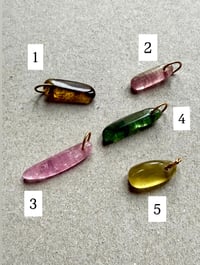 Image 1 of Mini amulettes tourmalines 