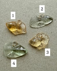 Image 1 of Charles Carpes Butterfly citrine ou quartz vert 