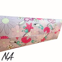 Image 9 of AIW Oyster Tote