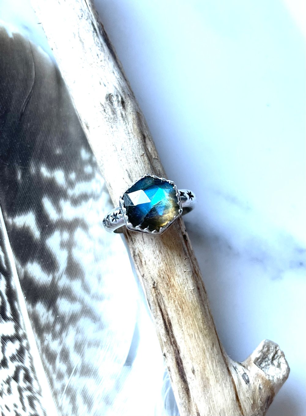 Sterling Silver Celestial Blue Flash Labradorite Ring 925