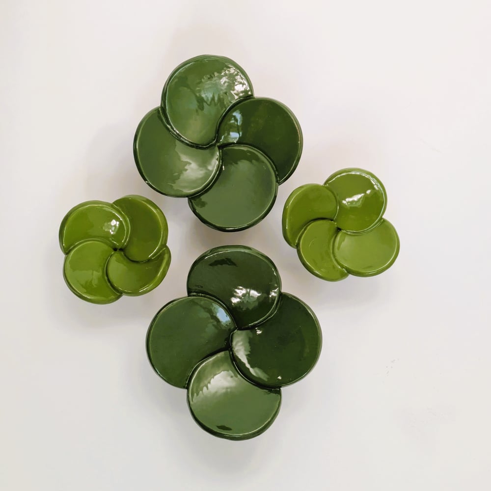 Image of Set of Four Handmade Ceramic Clover Leaf Bowls