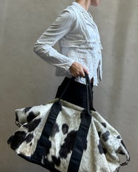 Image 5 of COWHIDE TRAVEL BAG