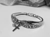 Cross bracelet