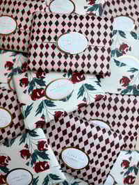 Image 2 of DIAMOND RED HARLEQUIN LUXURY GIFT WRAP
