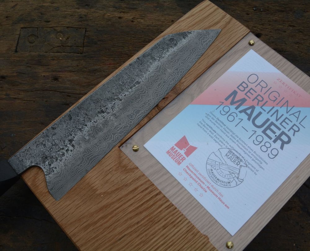 Image of Gyuto Mur de Berlin et bloc mural aimanté