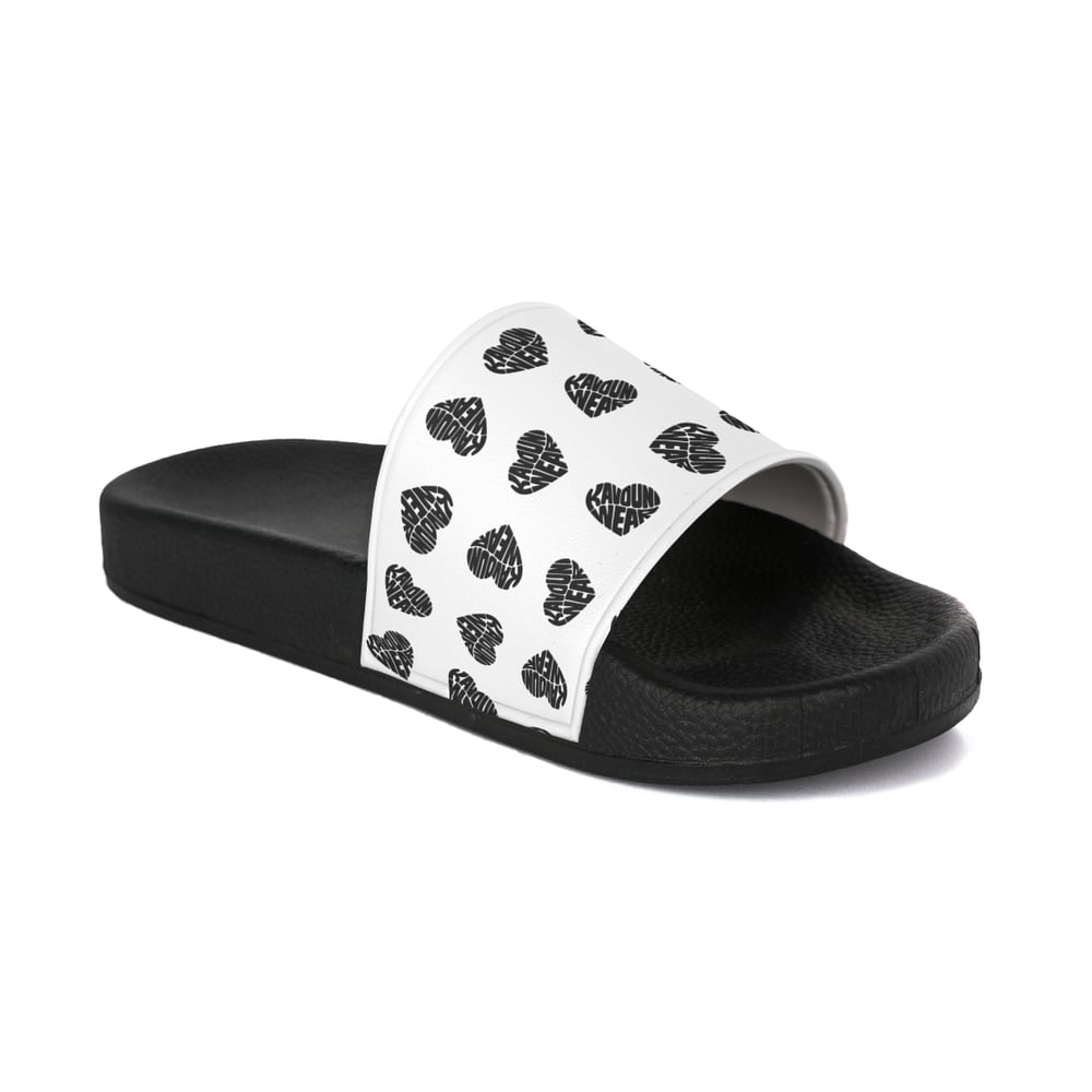 Kavouni Heart Pattern Black & White Casual Slide sandals