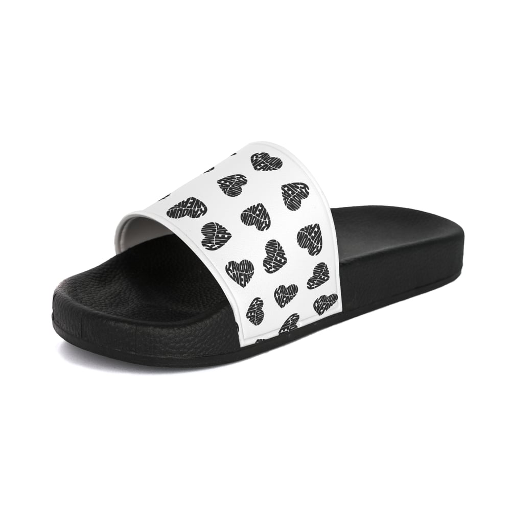 Kavouni Heart Pattern Black & White Casual Slide sandals