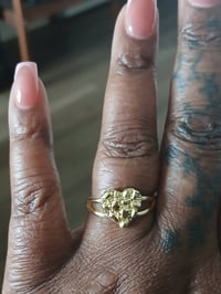 Image 3 of Nugget heart ring 