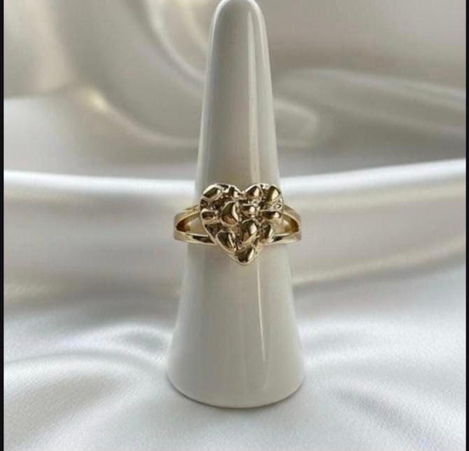 Image of Nugget heart ring 