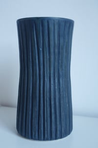 Image 3 of NERO vase