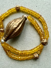 Image 4 of  Collier saphirs jaunes 