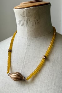 Image 3 of  Collier saphirs jaunes 