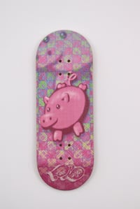 Image 2 of Standard Deck (v2) - Medium Kicks - Checker Pig