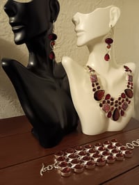 Image 4 of PINK TOPAZ BRACELET,  PURPLE MOHAVE AND  GARNET NECKLACE AND GARNET EARRING SET