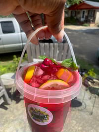 Image 1 of Signature Lemonades 32oz.