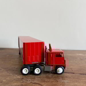 Image of Winross Herman Miller 1:64 Truck