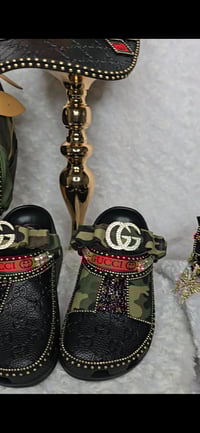 Image 5 of Black & Camo w/Red rose. Crocs, Bag, 4 Stack& Hat