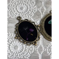 Image 5 of Set Of 5 Oval Dried Flower Pendants Antique Bronze Jewelry Making Resell