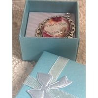 Image 3 of Handmade Silver Pendant With Dried Flowers &amp; "Thats What Friends Are For" Quote