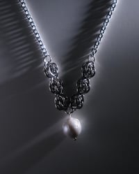 Image 4 of Eva Necklace