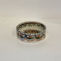 Image 2 of Small round soap dish